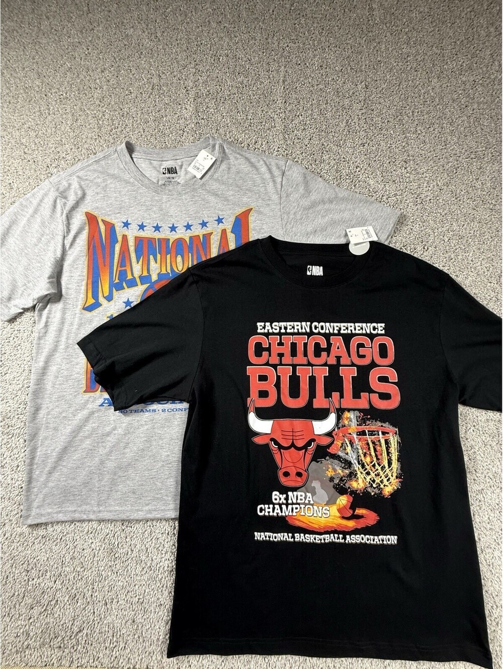 NWT NBA Chicago Bulls 2 Pack T Shirts Size Large Black and Gray
